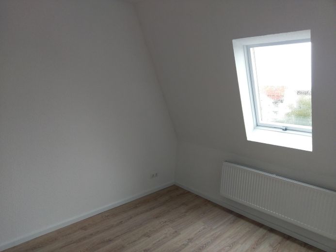 Schöne , helle 2-Zimmer Wohnung / Altbau in Kiel-Gaarden – Foto 2