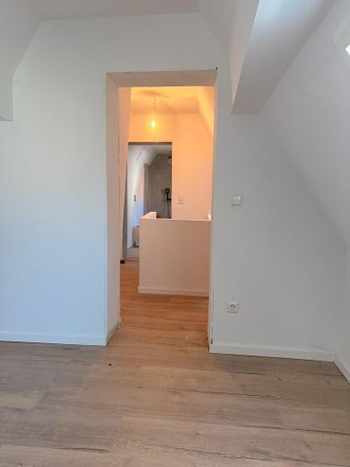 Schönes kernsaniertesHaus mit Stellplatz – Foto 4
