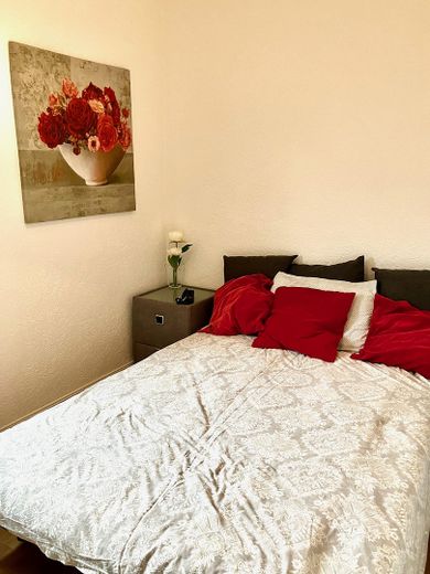 Kleines Zimmer 80qm