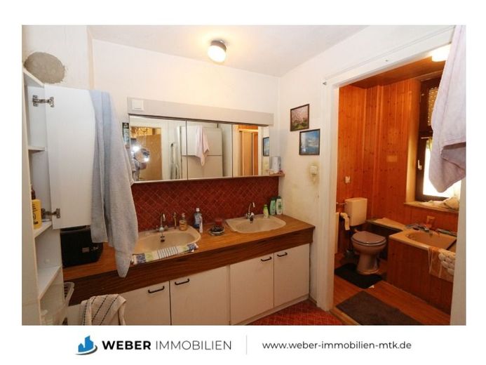 Verkauf im Bieterverfahren +++ provisionsfrei +++Sanierungsobjekt mit Ausbaupotenzial in Hattersheim – Bad EG