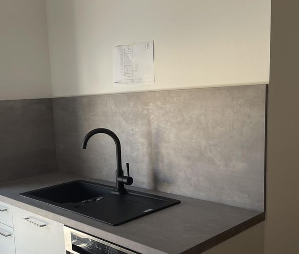 Appartement moderne de 3 pièces avec grande terrasse sur le toit – Photo 20