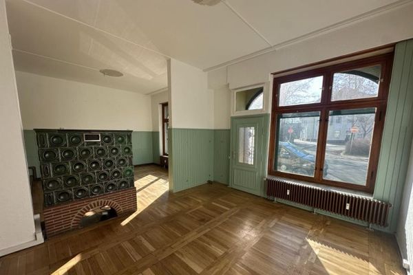 Great commercial space, e.g. for an office or shop, in a very central location in Gera!