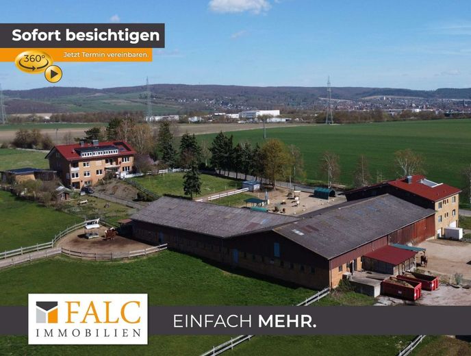***Mehrfamilienhaus &amp; Exklusiver Pferdehof mit Reitanlage auf ca 21.000 m² Grundstück*** – Titelbild