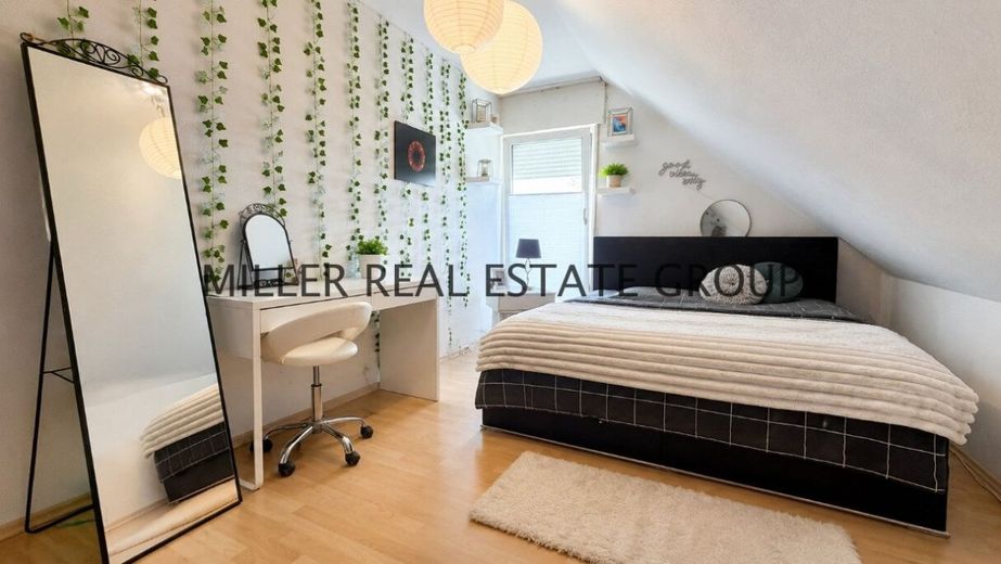 Privates Wohnresort in Altmannstein-Pondorf: Exklusives Einfamilienhaus mit Pool, Sauna, Grillkota, PV-Anlage, Speicher &amp; großer Südwest-Terrasse! – Kinderzimmer