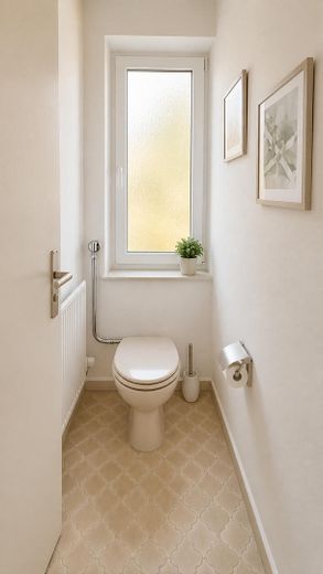 Tutzing - Wohnung mit See- und Bergblick – WC