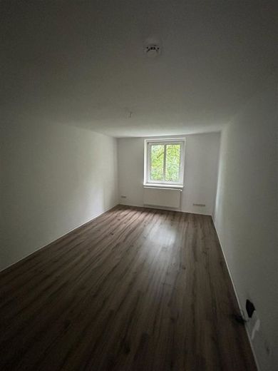 2-Zimmer mit Einbauküche, Balkon, Dusche und Laminat zum Toppreis! – PHOTO-2023-09-18-17-52-22_5