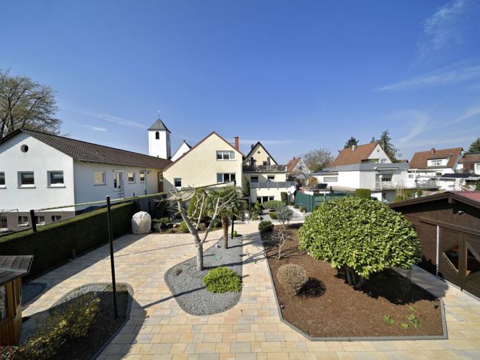Felicità familiare con un giardino da sogno e tanti extra! – Foto 1