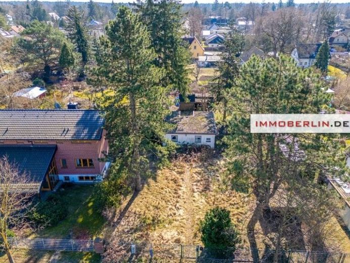IMMOBERLIN.DE - Großes Baugrundstück in hervorragender Mikro- & Makrolage – Foto 1