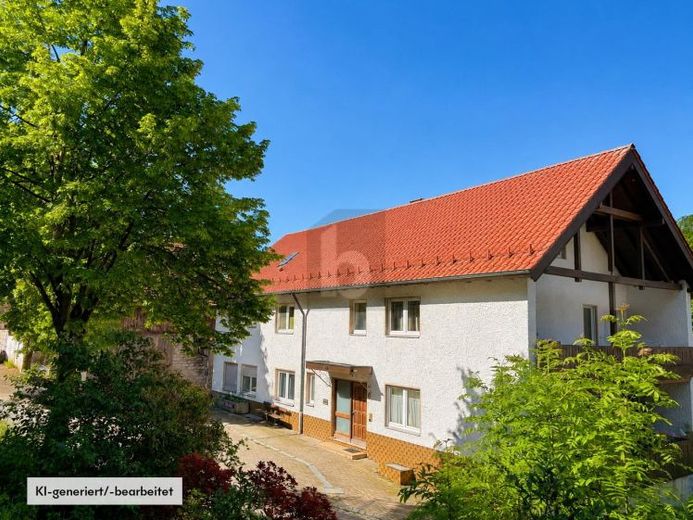RAUM FÜR TRÄUME, WOHNEN MIT GROSSER SCHEUNE – Photo 1
