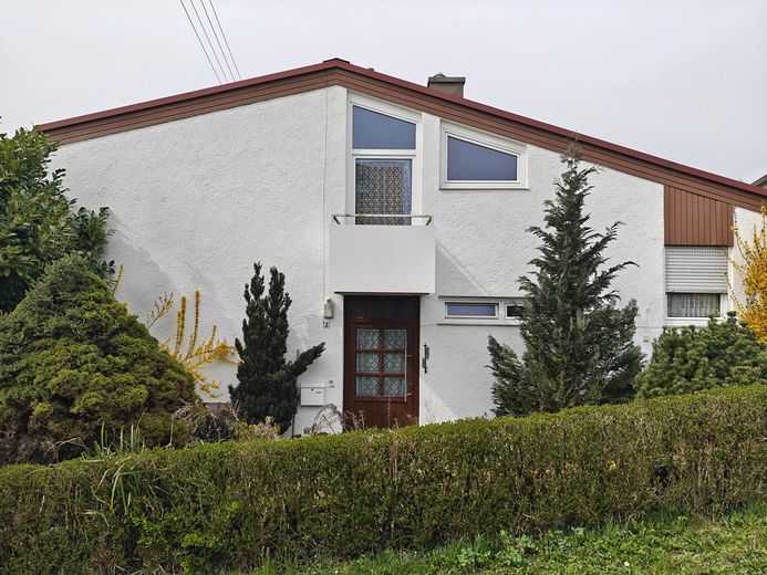 Mid-Century Einfamilienhaus aus den 60ern - 7 Zimmer, 2 Gärten, 2 Balkone und Garage mit Gartenhaus – Foto 3