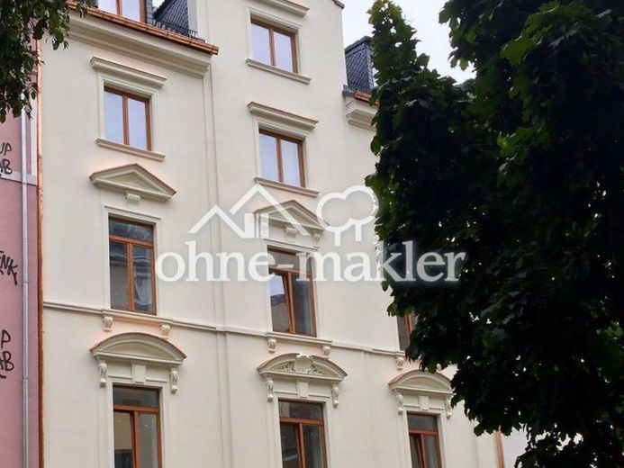 Le charme de l’ancien rencontre la modernité – élégant appartement de 2 pièces avec balcon sur la Berger Straße – Photo 1