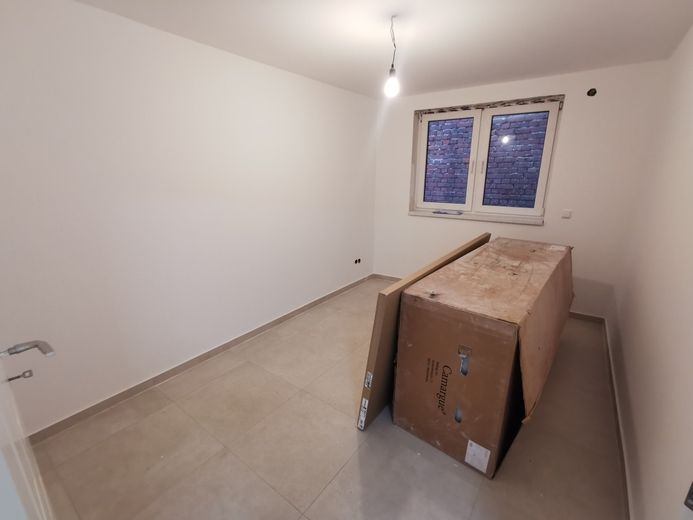 Neubau mit Expressanschluss an die BAB 5 – Gästezimmer
