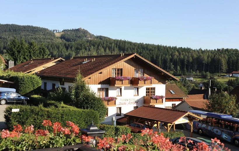Schöne Ferien-Wohnung in Bodenmais mit Balkon – Hausansicht