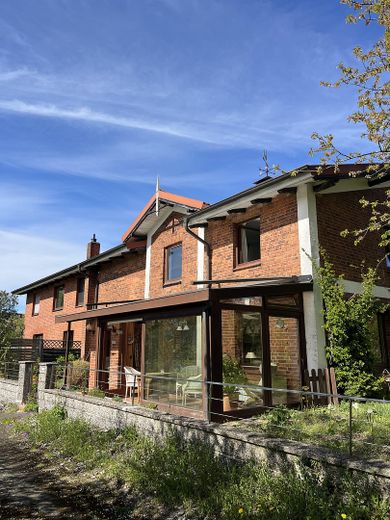 #Preisreduktion - Mehrfamilienhaus (ehem. Hof)- unverbaubare Alleinlage nahe Hamburg - Privatverkauf – Ansicht mit Wintergarten