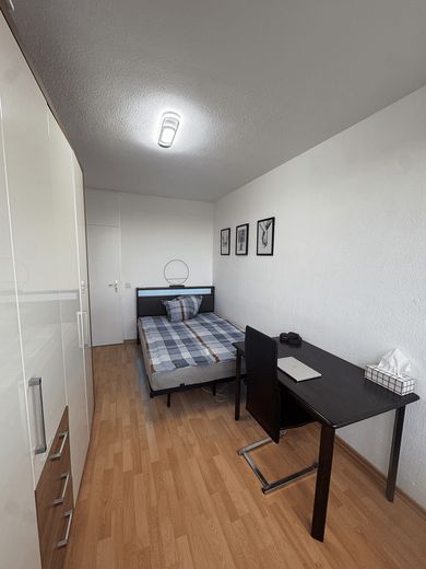 Schlafzimmer kleiner