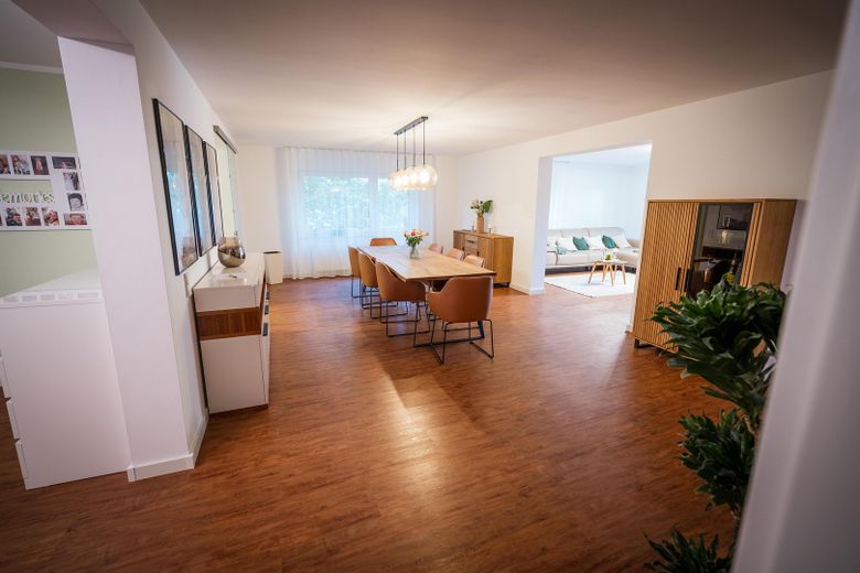 Appartement de 5 pièces de 172 m² sur un seul niveau – spacieux et adapté aux personnes âgées – Esszimmer