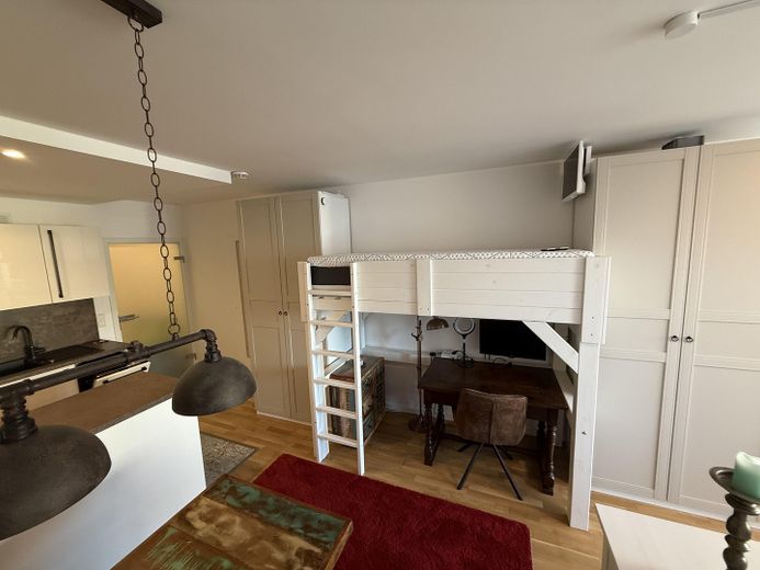 Exklusives Apartment in begehrter Wohnlage - Provisionsfrei direkt vom Eigentümer – Lösung für Schlafmöglichkeit