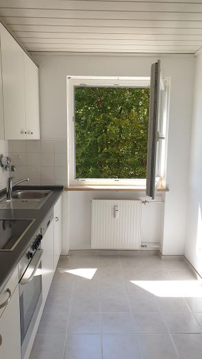 Schöne 3 Zimmer Eigentumswohnung in beliebter Lage Donauwörth Parkstadt – Küche