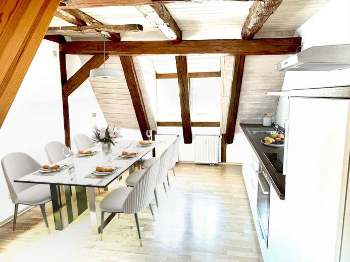 Wohnküche möbliert