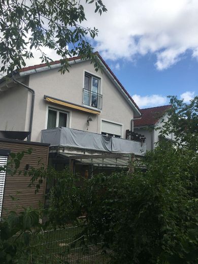 Rückseite mit Südbalkon