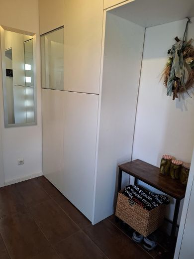 Energy-efficient passive house in a quiet location – Vorsaal