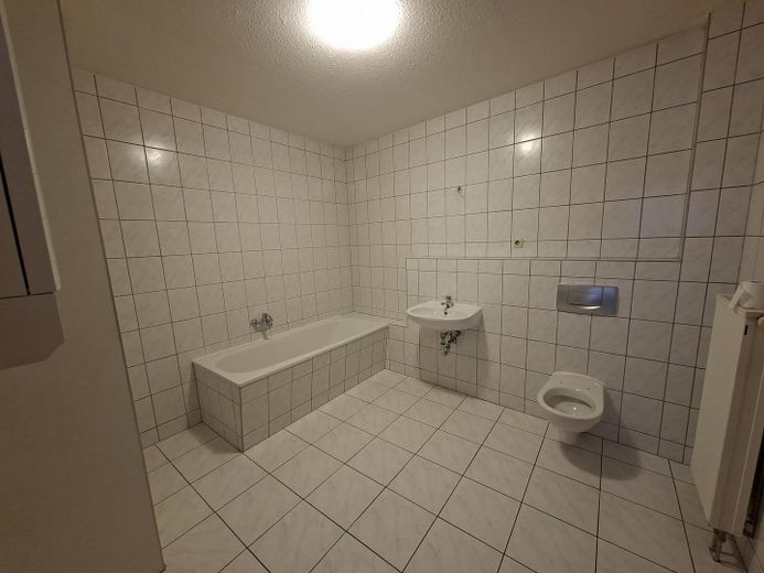 Gemütliche Wohnung - mit Fahrstuhl - in zentraler Lage von Waltershausen – फोटो 15