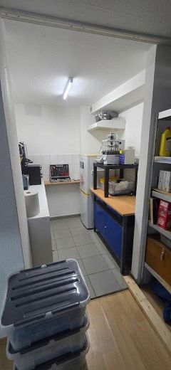 Bonn-Lannesdorf: Souterain Appartment – Küche