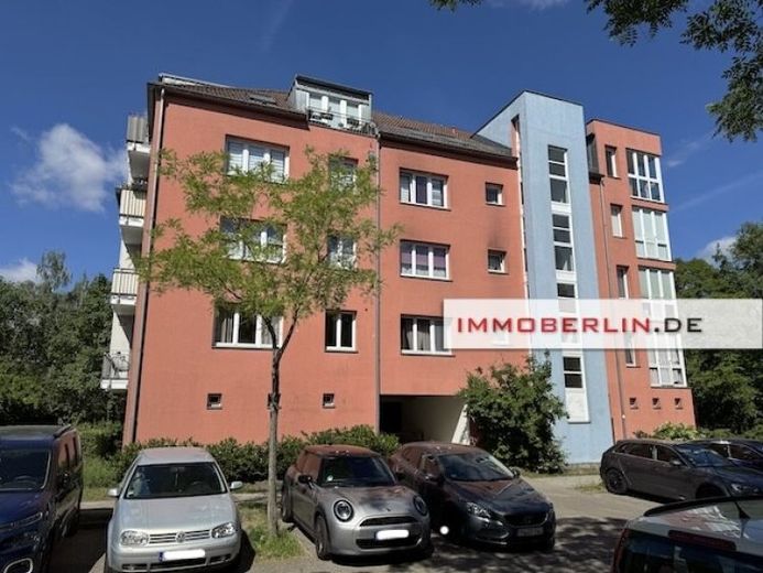 IMMOBERLIN.DE - Ideal besonnte Wohnung mit Südloggia in sehr angenehmer Lage – Foto 1