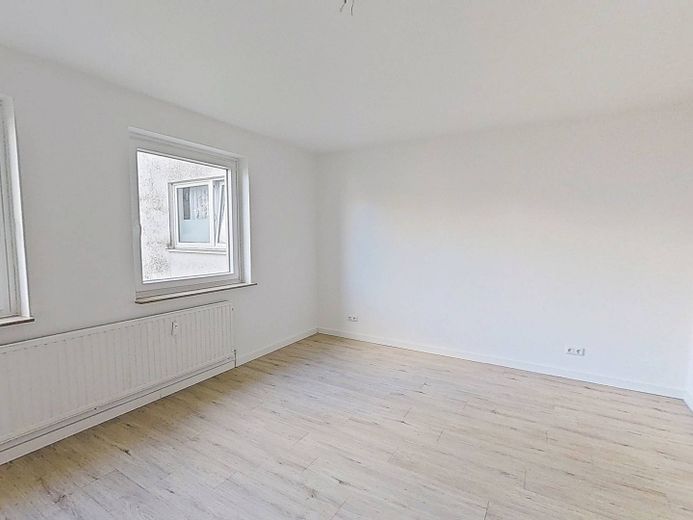 Duże 3-pokojowe mieszkanie z BALKONEM i umeblowaną kuchnią w Flensburg-Weiche – Ansicht I: Schlafzimmer I