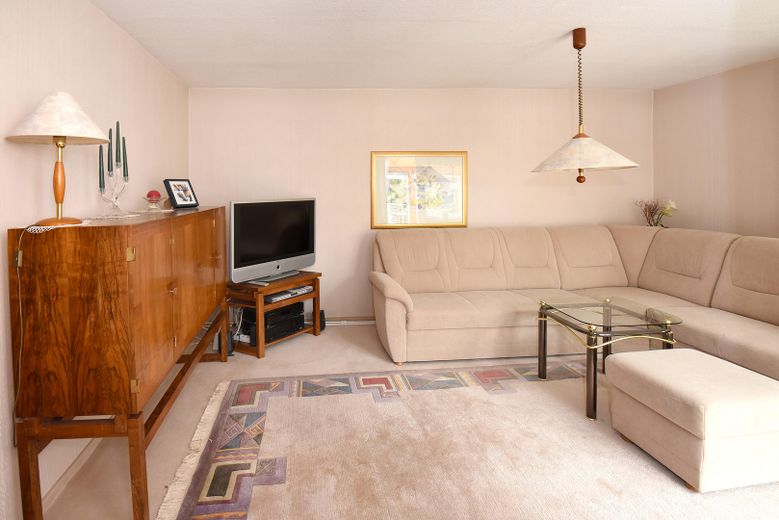 Mały dom jednorodzinny w stylu bungalow – Wohnzimmer 2 