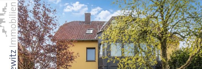 Bi-Schildesche - Nähe Johannesstift: Gepflegtes Mehrfamilienhaus mit 3 Wohneinheiten, Garten & Garage