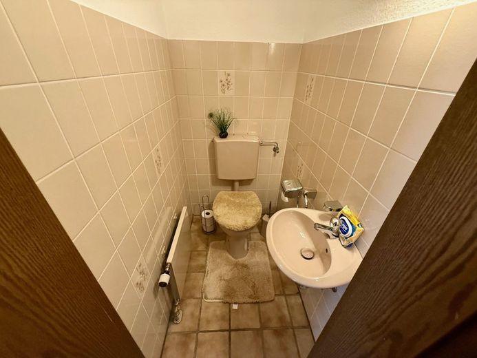 Menden: Vermietete Eigentumswohnung mit Balkon und Stellplatz - Optimal für Kapitalanleger! – Gäste-WC