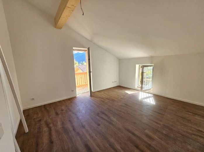 Zimmer mit Ostbalkon