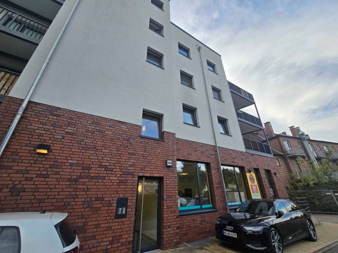 RÊVE DE NEUF : Appartement exclusif de 3 pièces avec cuisine équipée et grande terrasse sur le toit à Langenhorn – Außenansicht I