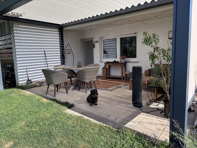 Freistehendes Einfamilienhaus in Offenburg-Hildboltsweier – Terrasse