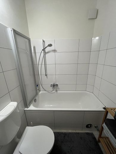 Kaiserslautern Merkezinde Aydınlık 2 Odalı Daire – Bad