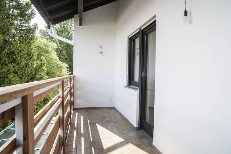 Erstbezug nach Sanierung: Helle 97 m² Wohnung mit Südbalkon, Garten, Kellerraum und Garage – फोटो 14