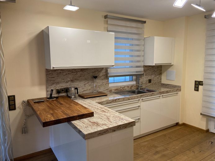 Premium condominium in a prime location in Baden-Baden – 4 rooms | 134.85 m² | immediately available – Küche
