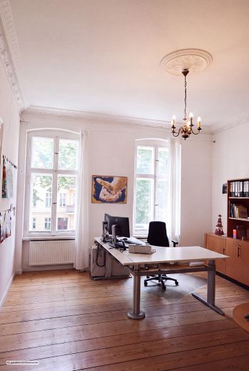 Complesso storico residenziale e commerciale con guest house a Berlin-Mitte – Sophienstraße – Vorderhaus Vereinsbüro