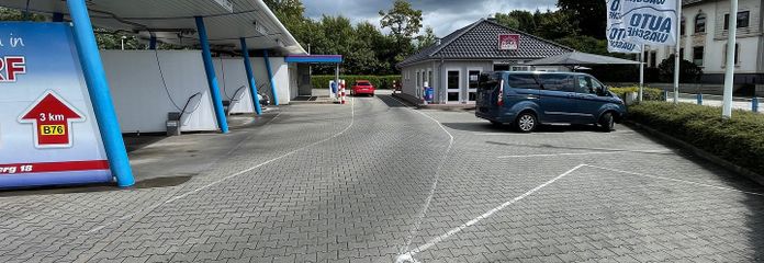 Waschboxen / Imbiss