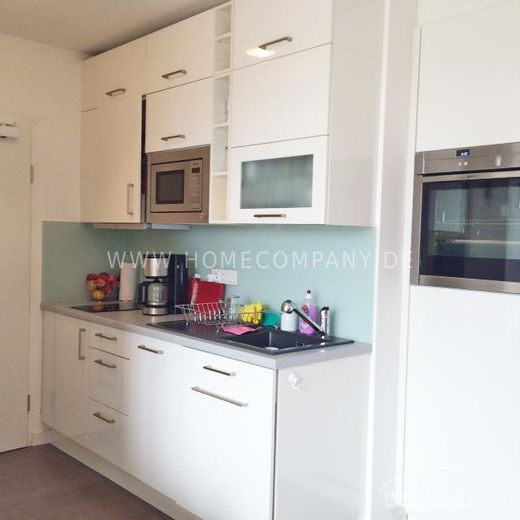 Superbe appartement 1 pièce nouvellement meublé avec balcon – dee8588db01e09c0f69beca09d2b1f363597ca09.jpg