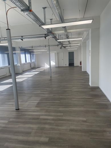 Moderne Bürofläche in Top-Lage Winterhude/Uhlenhorst – courtagefrei – Großraum Sicht 2