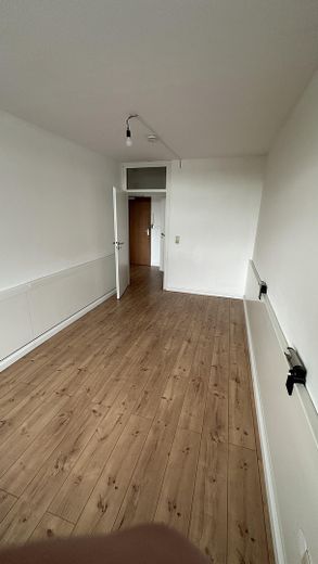 Mooi appartement met 2 kamers en uitzicht op het meer – Foto 4