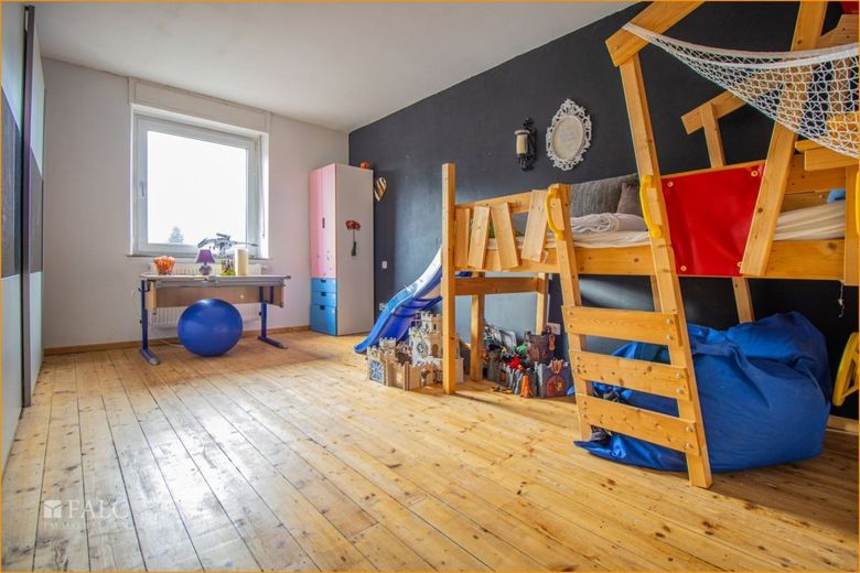 2 Häuser - 1 Kaufpreis! Ihr Familienglück in Heinsberg-Karken – Büro oder Kinderzimmer?