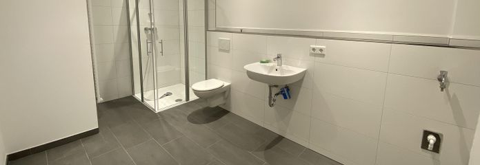 Bad mit Dusche