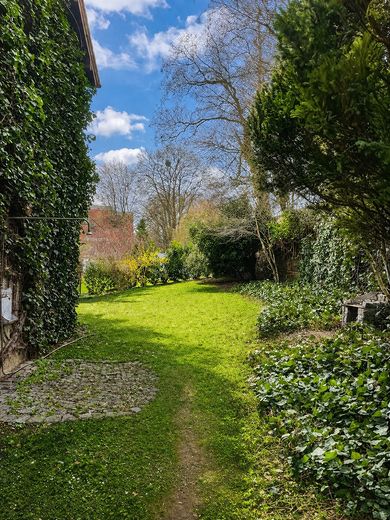 Große Doppelhaushälfte in Pullach - ohne Provision – Garten Westseite