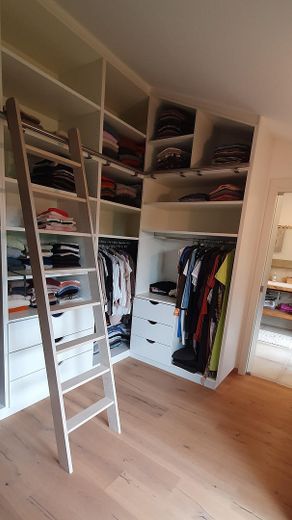 Kleiderschrank, begehbar