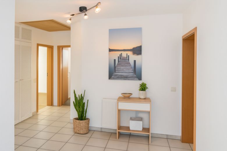 Diele mit viel Stellflächen