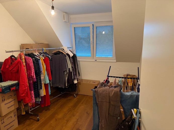 Appartement moderne de 3 pièces avec grande terrasse sur le toit – Kinderzimmer
