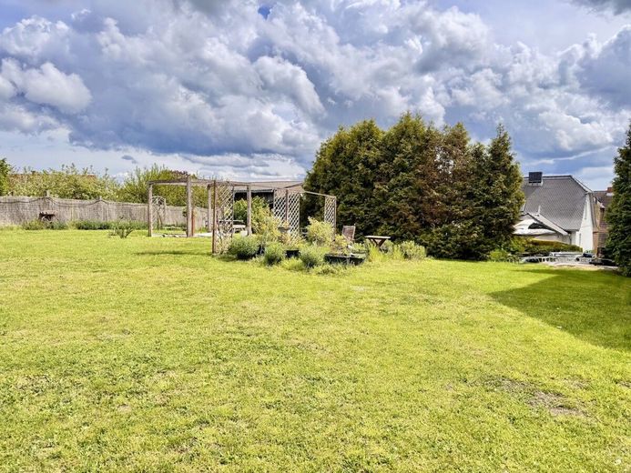 HORN IMMOBILIEN ++ geschmackvoll renoviertes Einfamilienhaus in Pampow bei Löcknitz. – Garten
